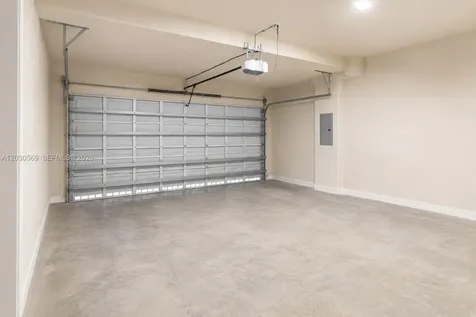2564 SW 147th Path Miami FL 33185