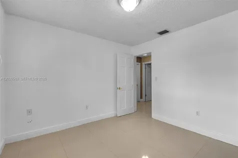1320 SW 84th Avenue Miami FL 33144