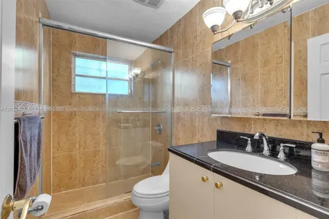 1320 SW 84th Avenue Miami FL 33144