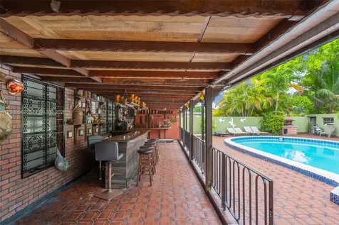 1320 SW 84th Avenue Miami FL 33144