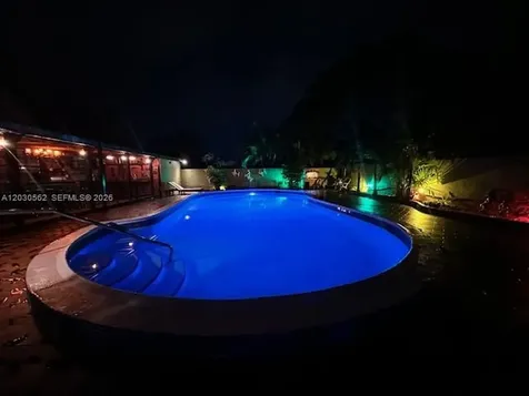 1320 SW 84th Avenue Miami FL 33144