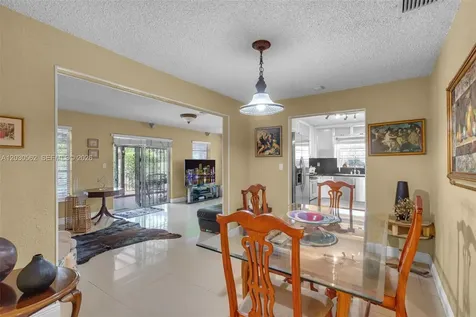 1320 SW 84th Avenue Miami FL 33144