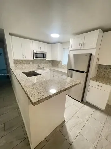 5920 NE 1st Terrace Oakland Park FL 33334