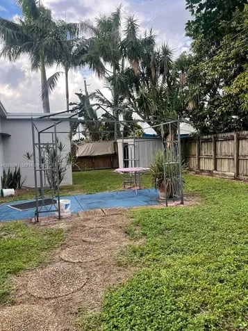 5920 NE 1st Terrace Oakland Park FL 33334