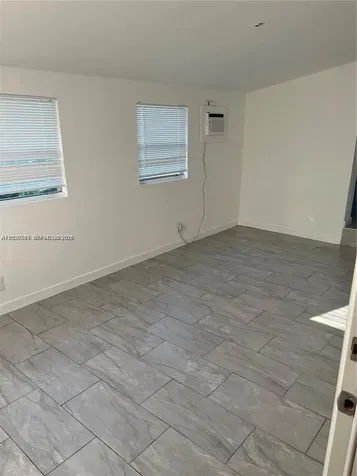 5920 NE 1st Terrace Oakland Park FL 33334