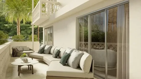 260 Collins Avenue Miami Beach FL 33139