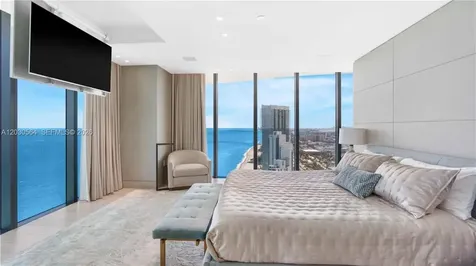 19575 Collins Avenue Sunny Isles Beach FL 33160