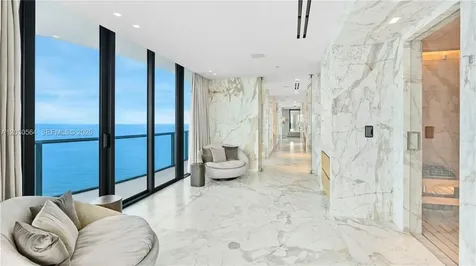 19575 Collins Avenue Sunny Isles Beach FL 33160