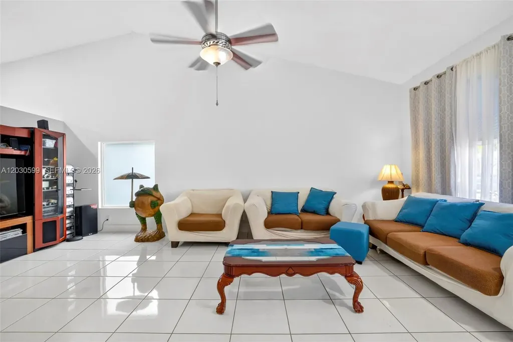 12436 SW 1st Street Coral Springs FL 33071