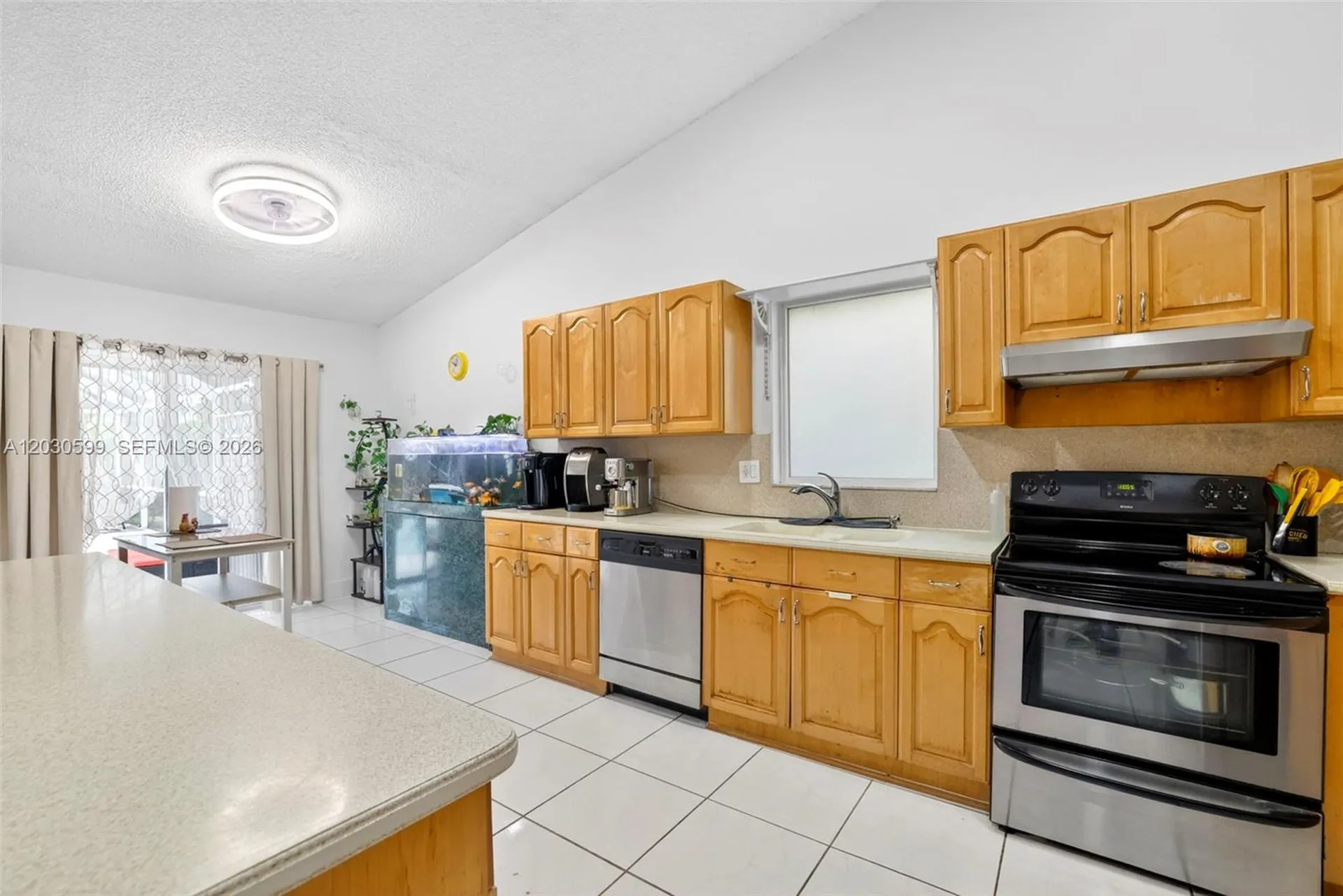 12436 SW 1st Street Coral Springs FL 33071