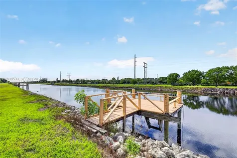 12436 SW 1st Street Coral Springs FL 33071