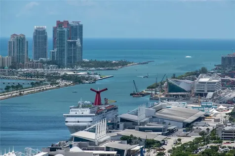 888 Biscayne Boulevard Miami FL 33132