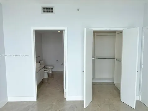 888 Biscayne Boulevard Miami FL 33132
