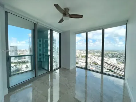888 Biscayne Boulevard Miami FL 33132