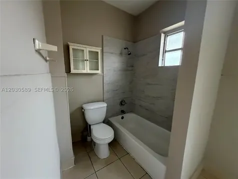 1422 NW 26th Avenue Miami FL 33125