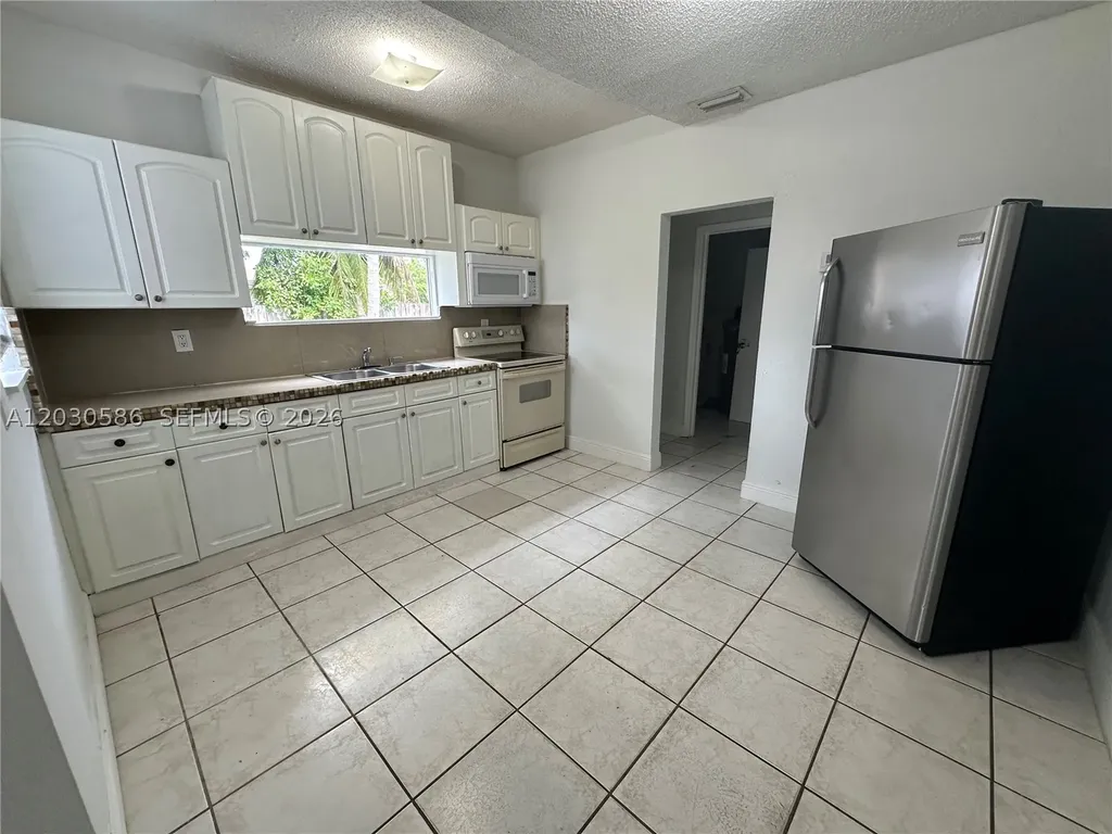 2135 Lincoln Street Hollywood FL 33020