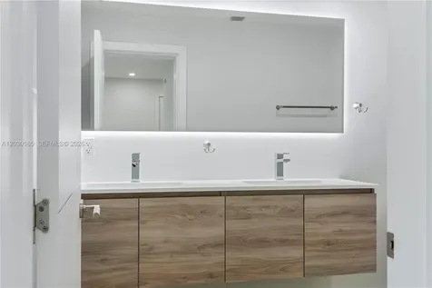 2286 SW 21st Avenue Miami FL 33145