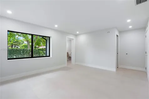 2286 SW 21st Avenue Miami FL 33145
