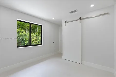 2286 SW 21st Avenue Miami FL 33145