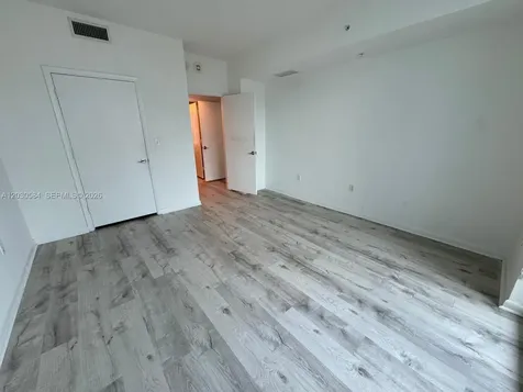 244 Biscayne Boulevard Miami FL 33132