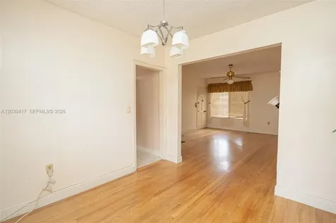 637 SW 11th Street Miami FL 33129