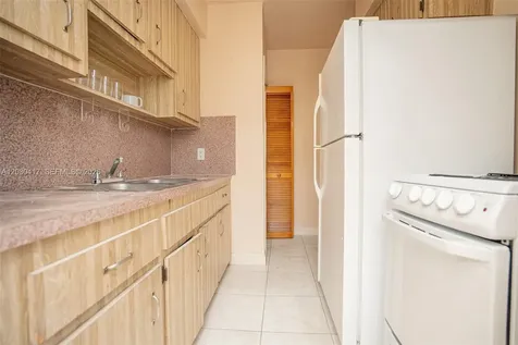 637 SW 11th Street Miami FL 33129