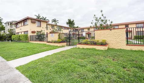 637 SW 11th Street Miami FL 33129