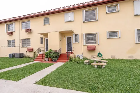 637 SW 11th Street Miami FL 33129