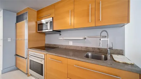 465 Brickell Avenue Miami FL 33131