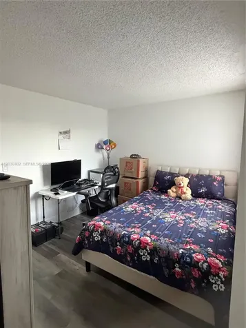 675 NW 85th Court Miami FL 33126