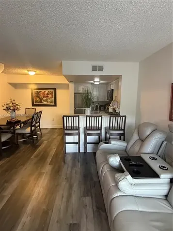 675 NW 85th Court Miami FL 33126