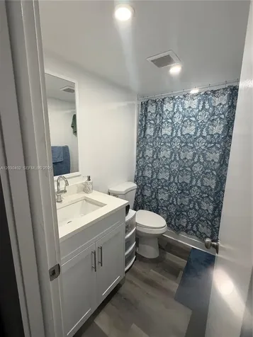 675 NW 85th Court Miami FL 33126