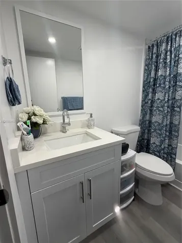 675 NW 85th Court Miami FL 33126