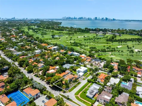 5860 Pine Tree Drive Miami Beach FL 33140