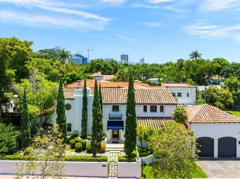 5860 Pine Tree Drive Miami Beach FL 33140