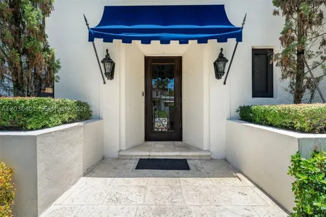 5860 Pine Tree Drive Miami Beach FL 33140