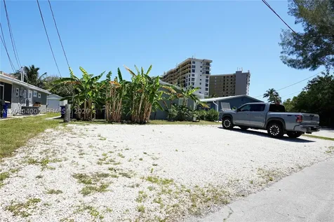 742 Granada Street Fort Pierce FL 34949
