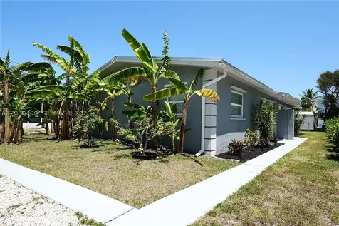 742 Granada Street Fort Pierce FL 34949