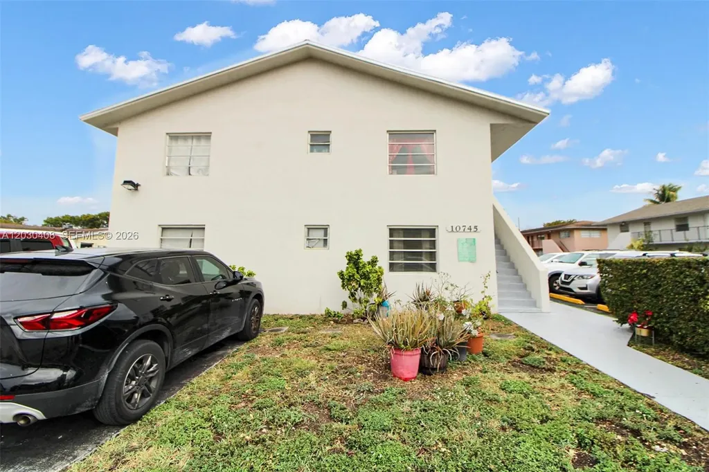 10745 SW 3rd Street Sweetwater FL 33174