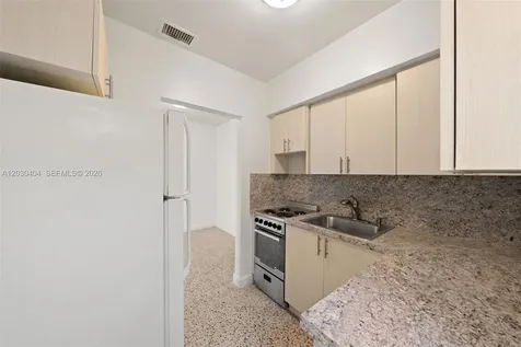 3211 NW 13th Terrace Miami FL 33125