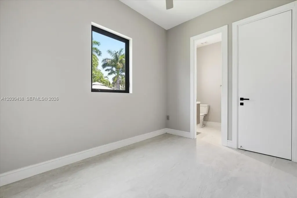 1380 Hollywood Boulevard Hollywood FL 33019