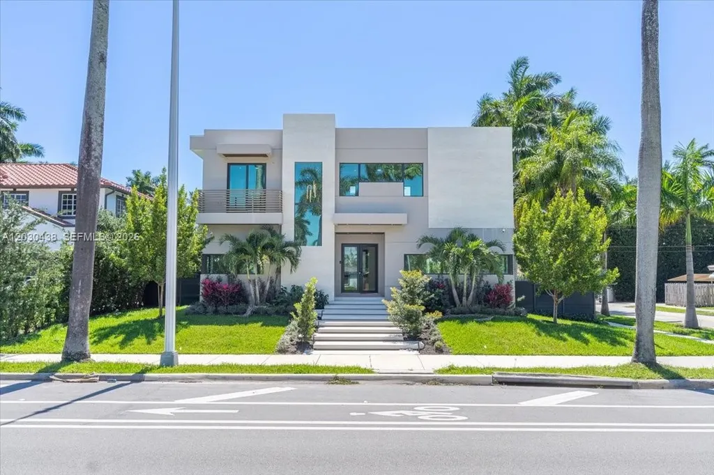 1380 Hollywood Boulevard Hollywood FL 33019