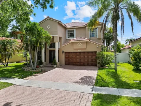 1021 NW 185th Terrace Pembroke Pines FL 33029