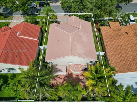 1021 NW 185th Terrace Pembroke Pines FL 33029