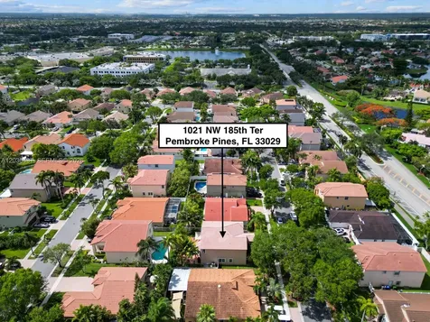 1021 NW 185th Terrace Pembroke Pines FL 33029