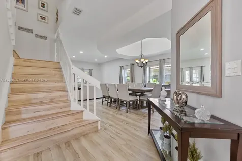 1021 NW 185th Terrace Pembroke Pines FL 33029