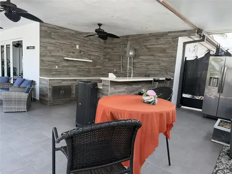 1870 W 64th Street Hialeah FL 33012