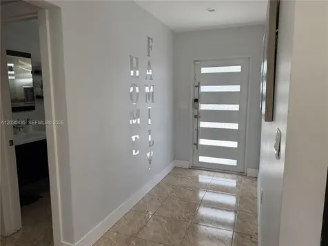 1870 W 64th Street Hialeah FL 33012