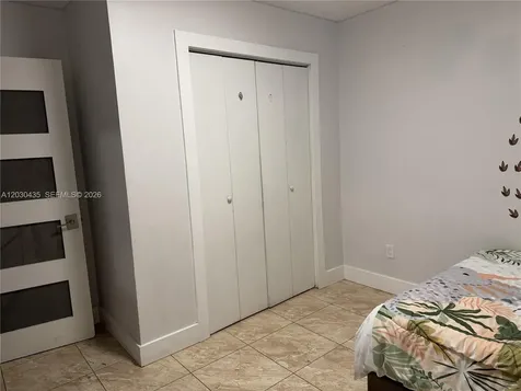1870 W 64th Street Hialeah FL 33012