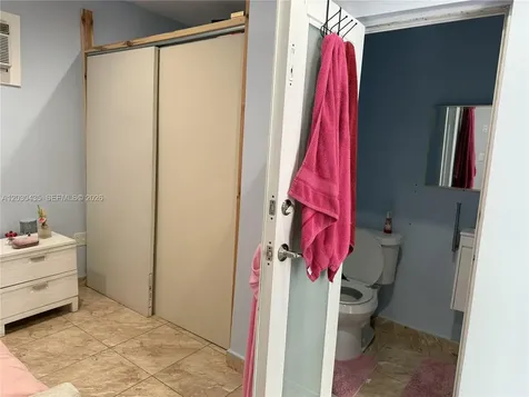 1870 W 64th Street Hialeah FL 33012